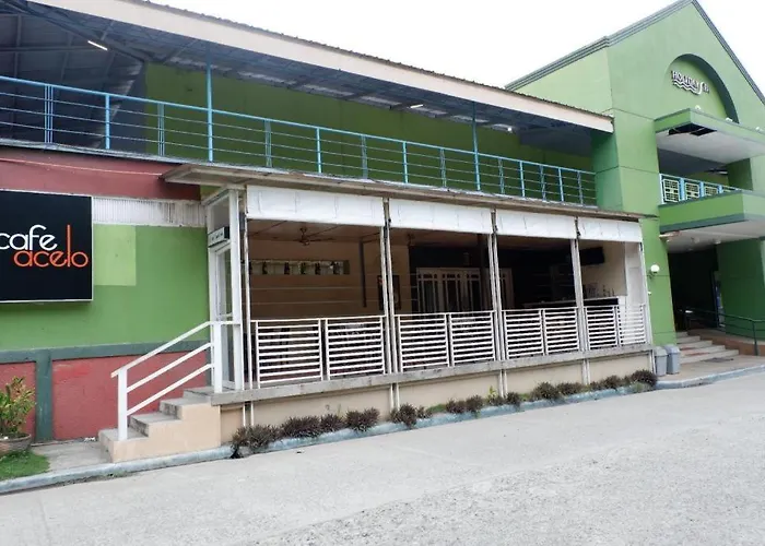 Holiday Spa Hotel Cebu Stadt