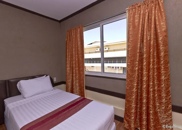 Holiday Spa Hotel Hotel