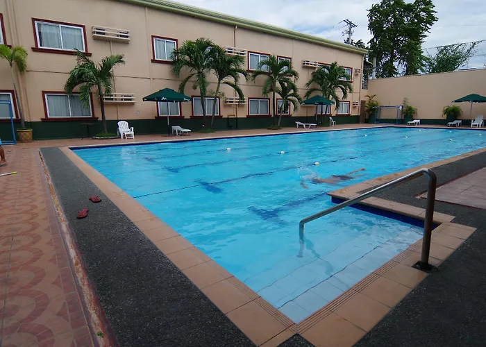 Holiday Spa Hotel 3*