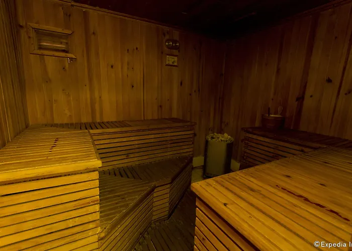 Holiday Spa Hotel Hotel