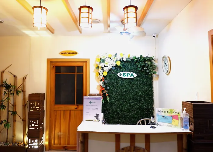 Holiday Spa Hotel 3* Cebu Stadt
