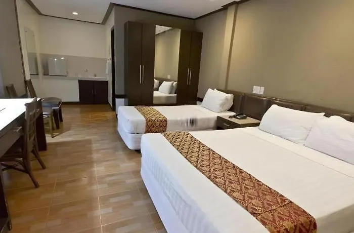 Holiday Spa Hotel Hotel